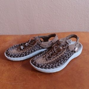 [Keen] Green Uneek Sandal